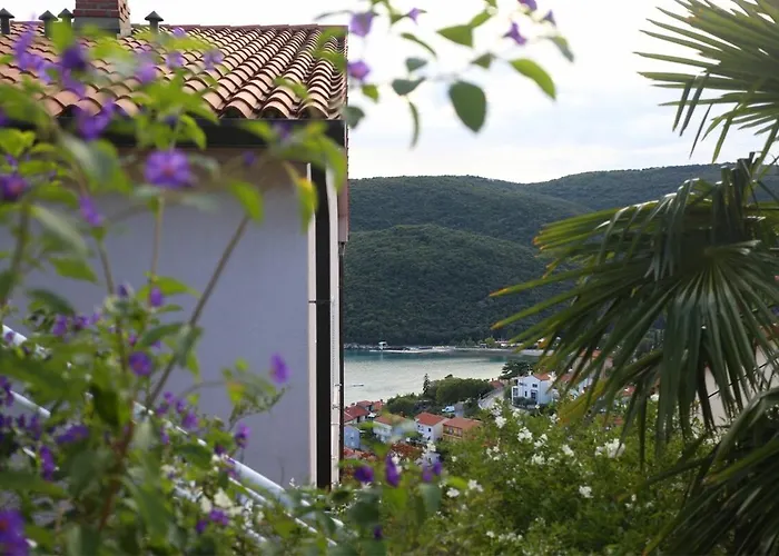 Appartement Comfort ,1bdr App With Sea View,ac,41 Rabac